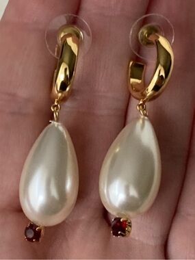 Gold Hoop Earrings with Ivory Teardrop Pearls and Red Accent